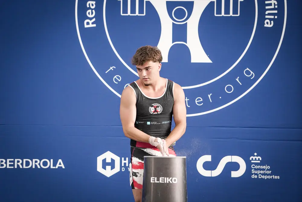 Atleta preparándose con magnesio